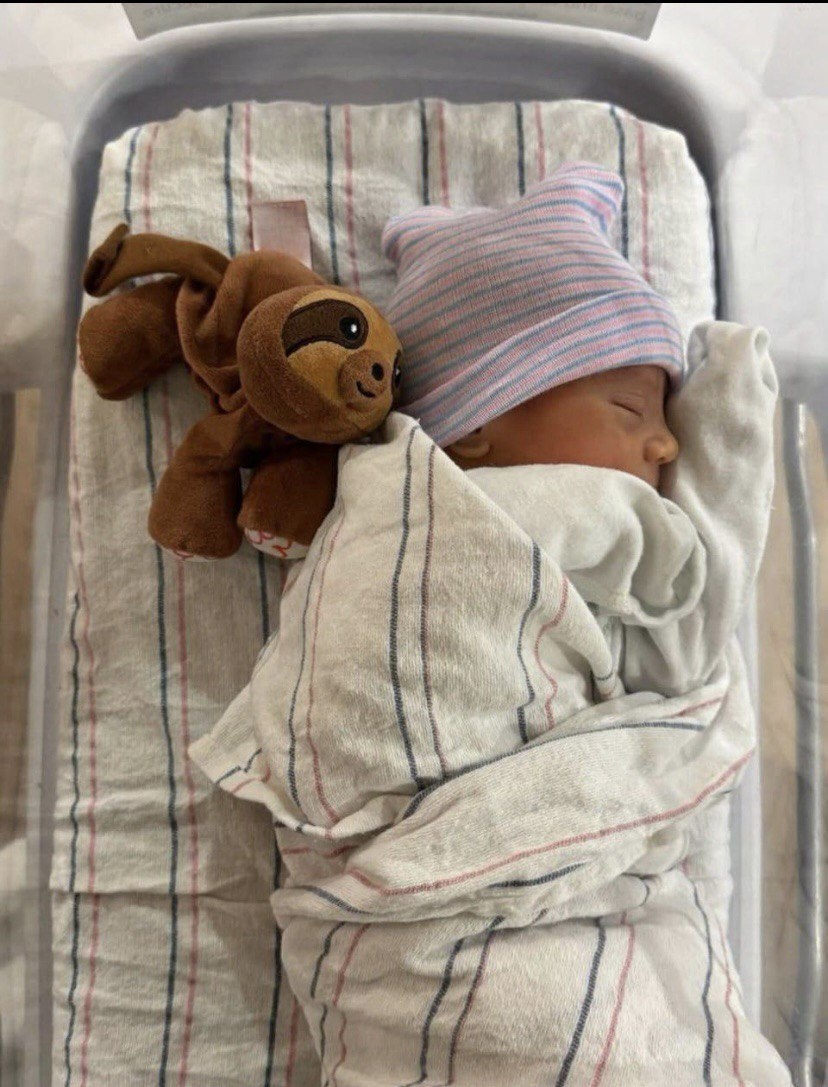 Новорожденный малыш Анны и Энрике