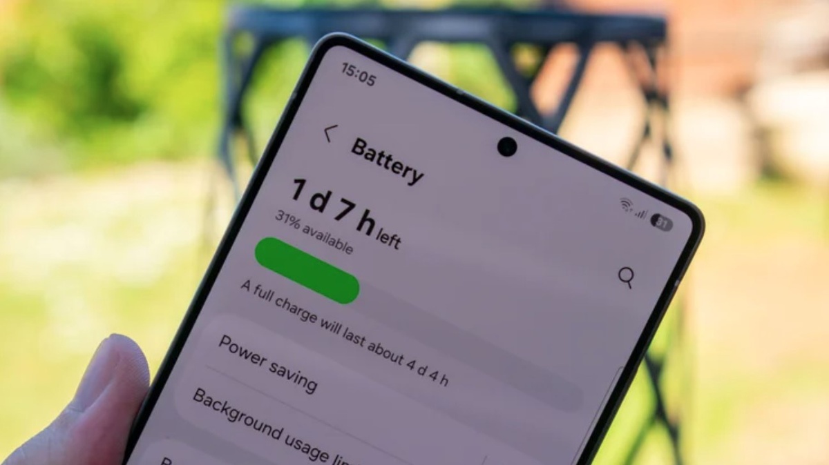    Высокая автономность особенно полезна в командировках, турпоездках. Фото: expertreviews.co.uk