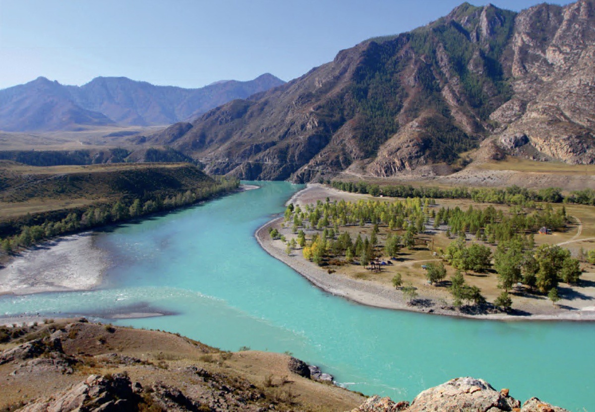 Слияние рек Катунь и Чуй. Фото: Олег Кирьянов