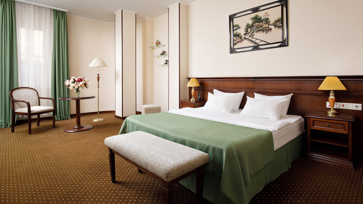 Отель Red Royal