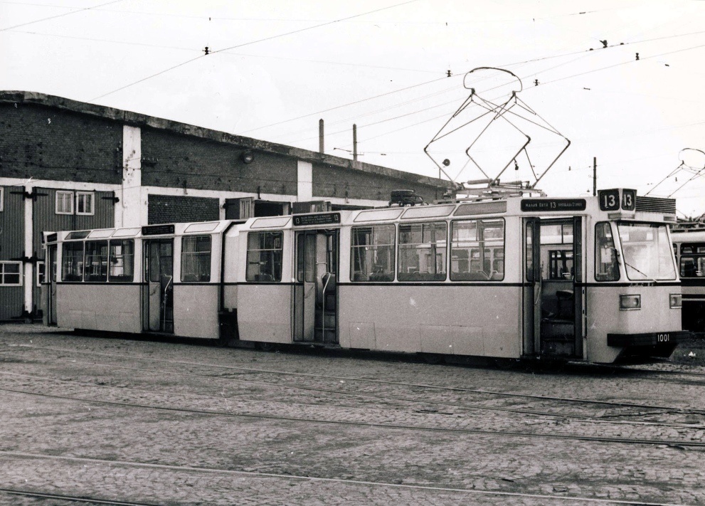 Двухсекционный трамвай ЛВС-66 в Ленинграде в 1968 году. Фото: Dieter Rоber, Dresden/transphoto