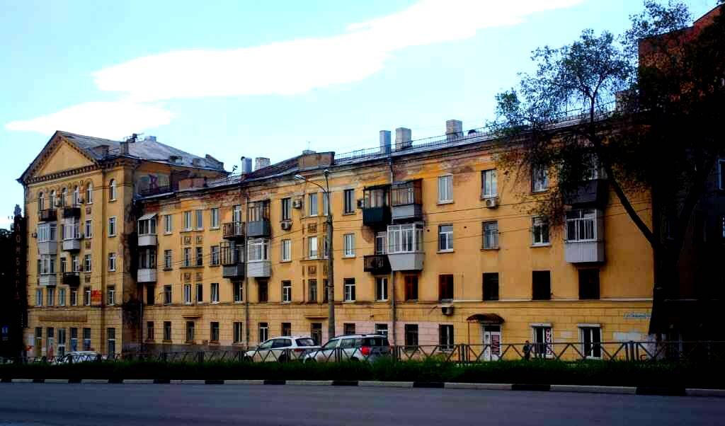 ул. Гагарина, 153 / Проезд 9-го мая, 18. Фото из открытых источников в интернете