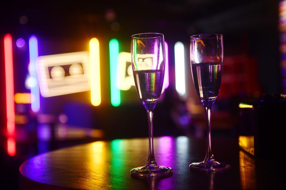    Алкоголь был признан незаконным Алексей БУЛАТОВ