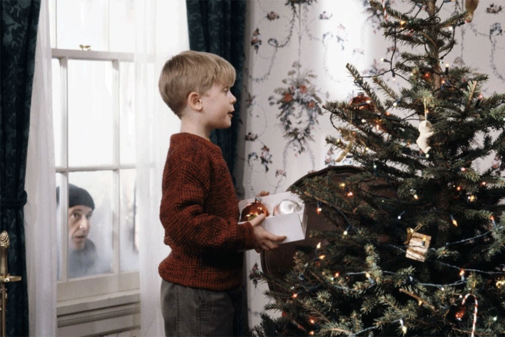    Кадр из фильма "Один дома". / Фото: Пресс-служба КИОН Sidorin Lab