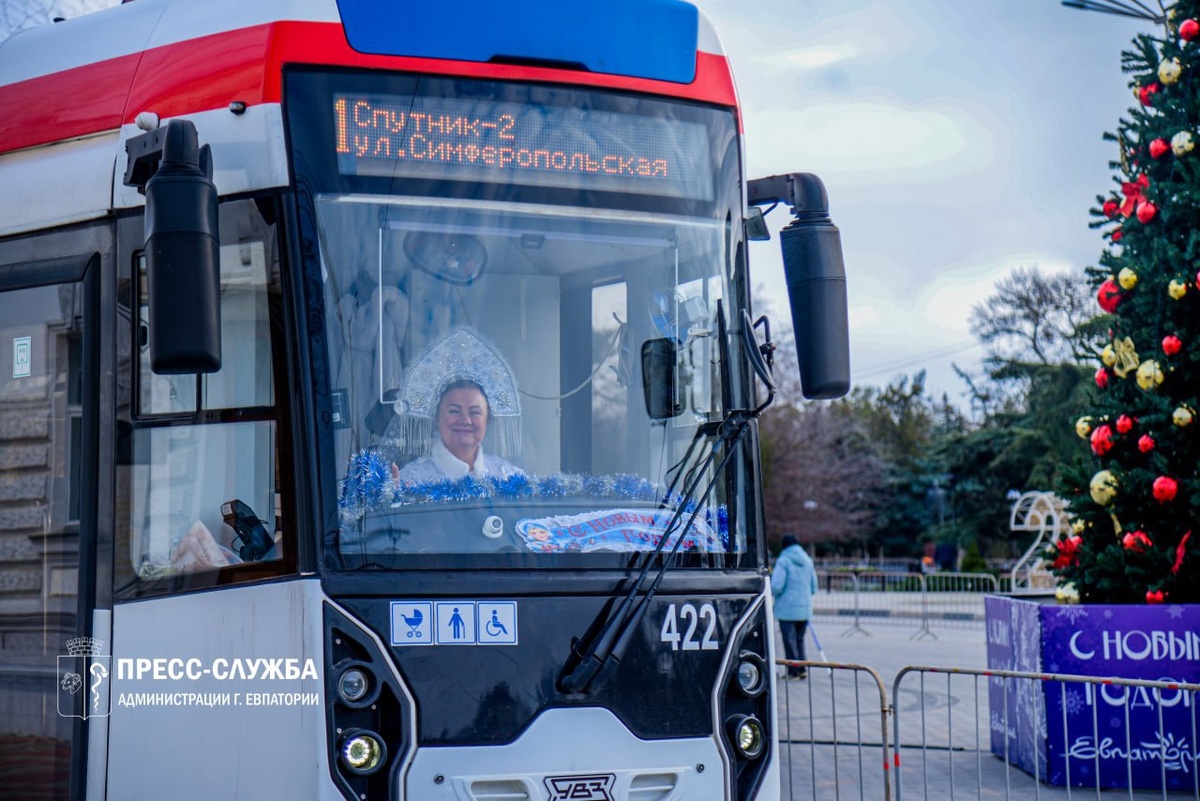 Новогодний трамвай
Фото: пресс-служба администрации Евпатории