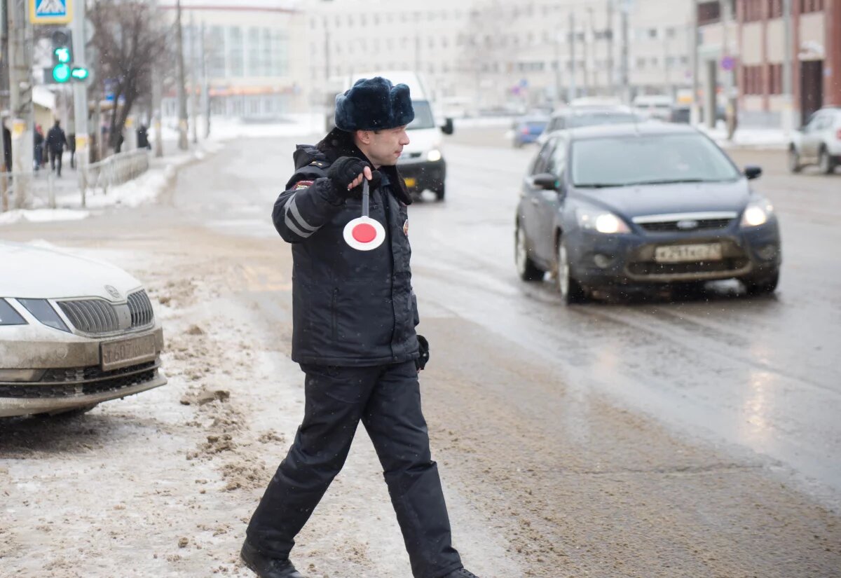    Стал известен график работы тульского МРЭО Госавтоинспекции на праздниках
