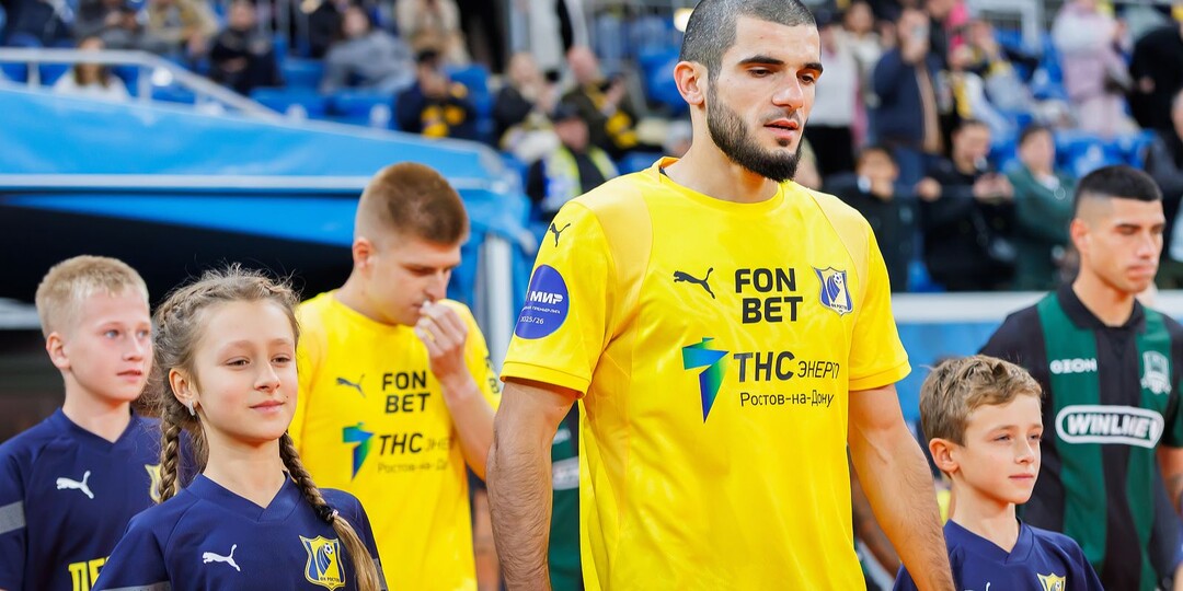 ФНС заблокировала счета, а регион отказывается финансировать. Почему «Ростов» может не доиграть сезон РПЛ-2025/26
