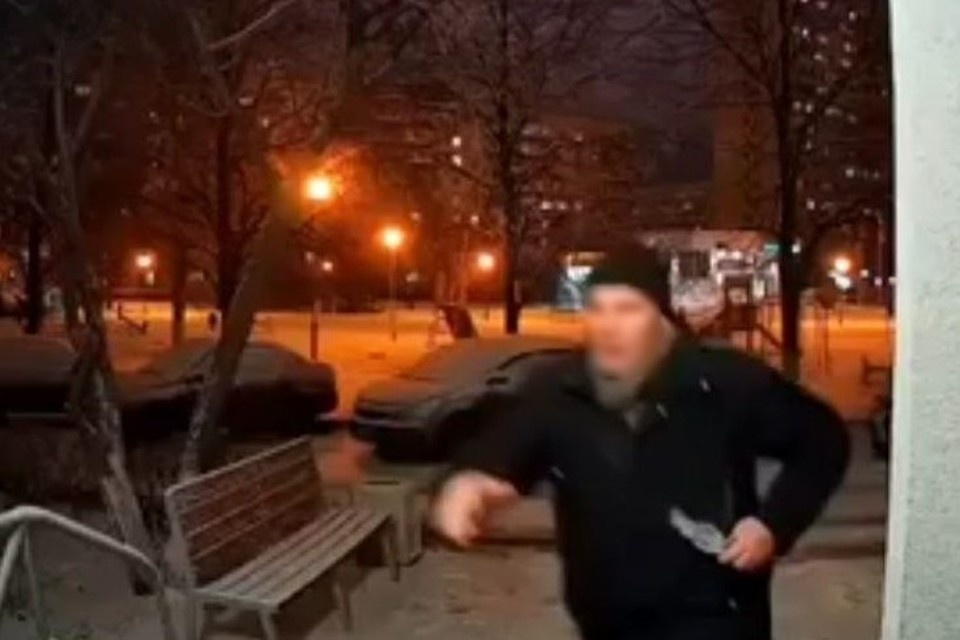    Инцидент произошел вечером на улице Космонавтов.