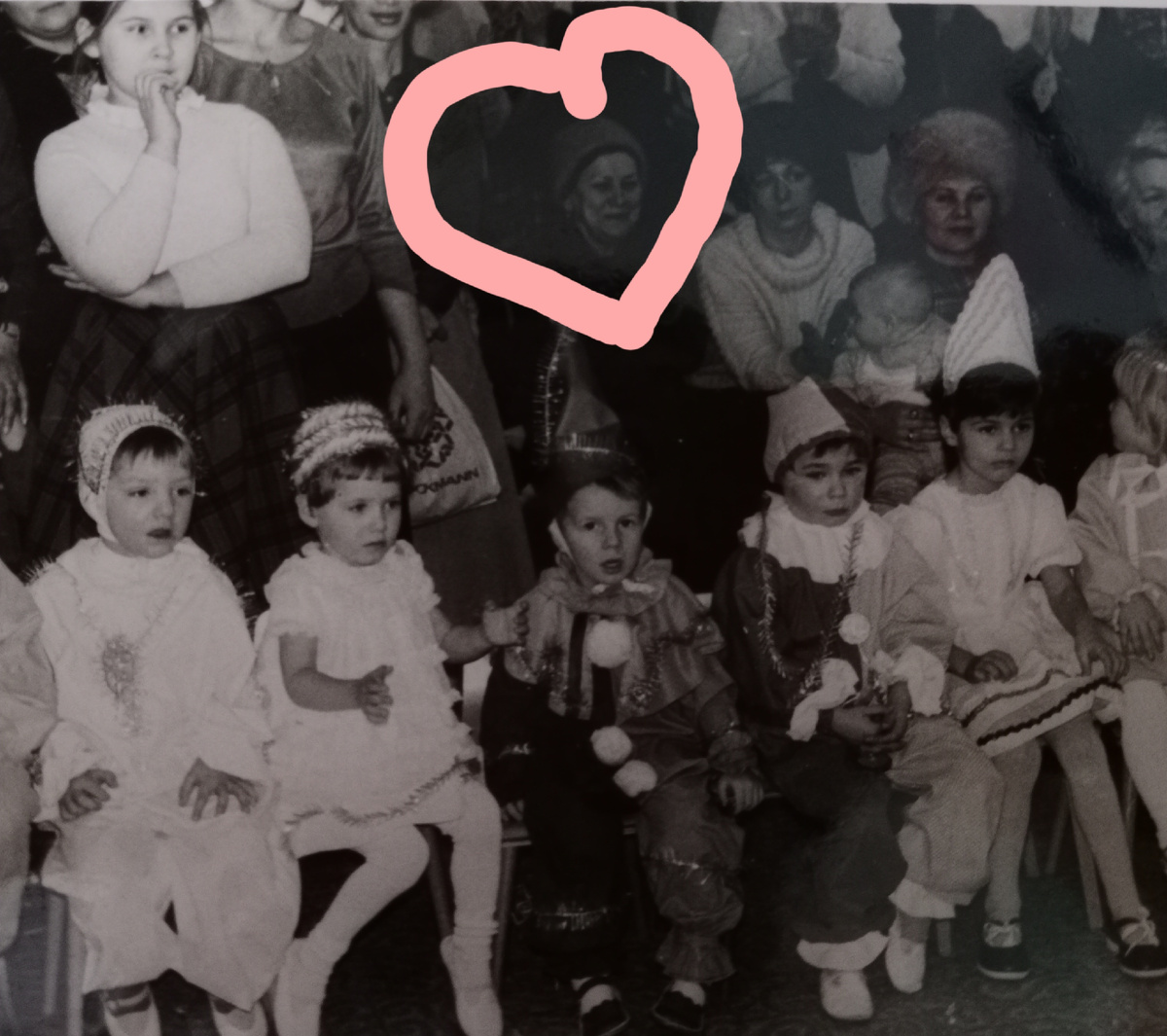 Я(найдите сами))  и бабуля, она ходила на все мои праздники 