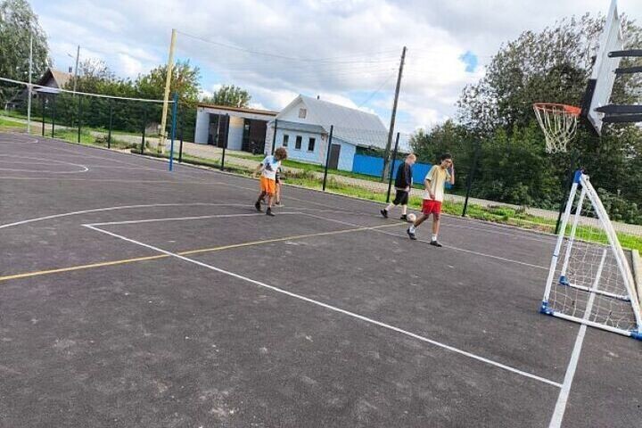 В селе Ильинск появилась современная спортивная арена