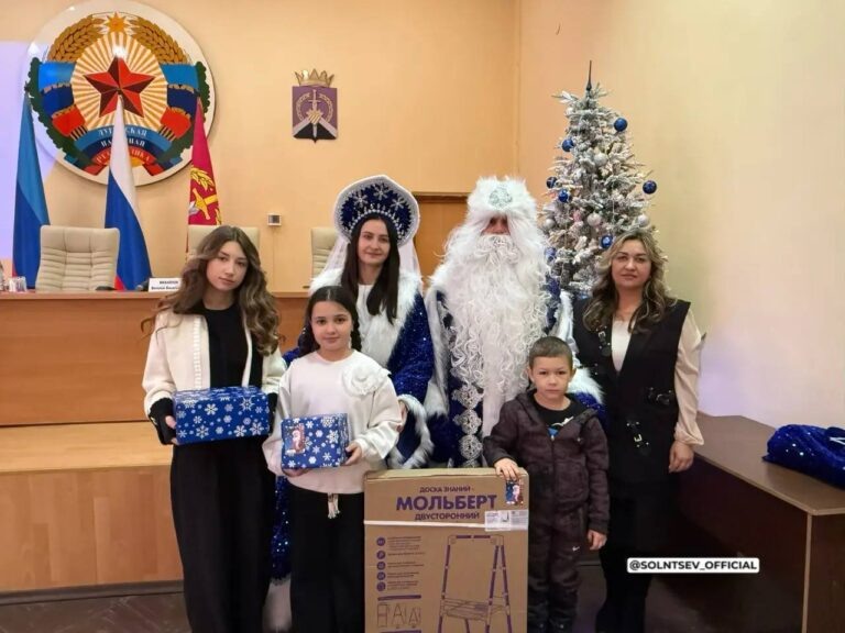    Евгений Солнцев исполнил новогоднее желание дочери погибшего защитника ЛНР Мария Чалкина