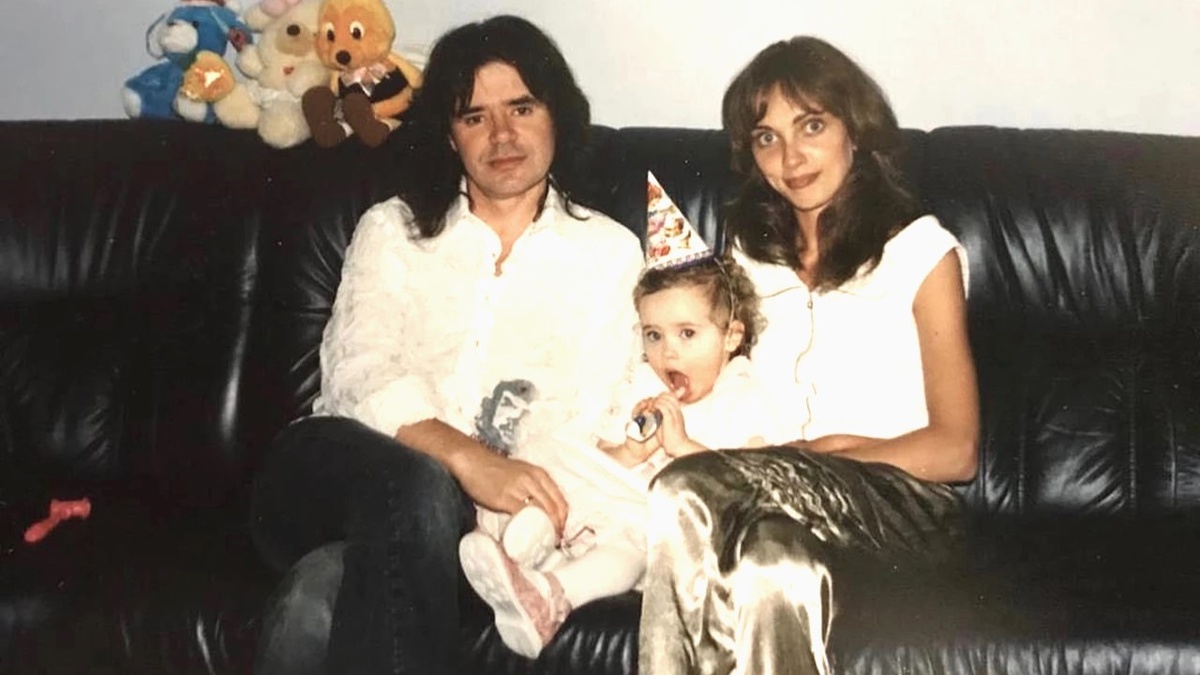 Евгений Осин с женой и дочерью