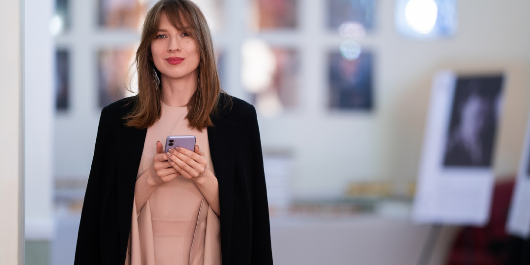 «Я фанатка «Реала», мне было интересно озвучивать историю тренера из Мадрида Джонатана Альбы. Правда, он болеет за «Атлетико»