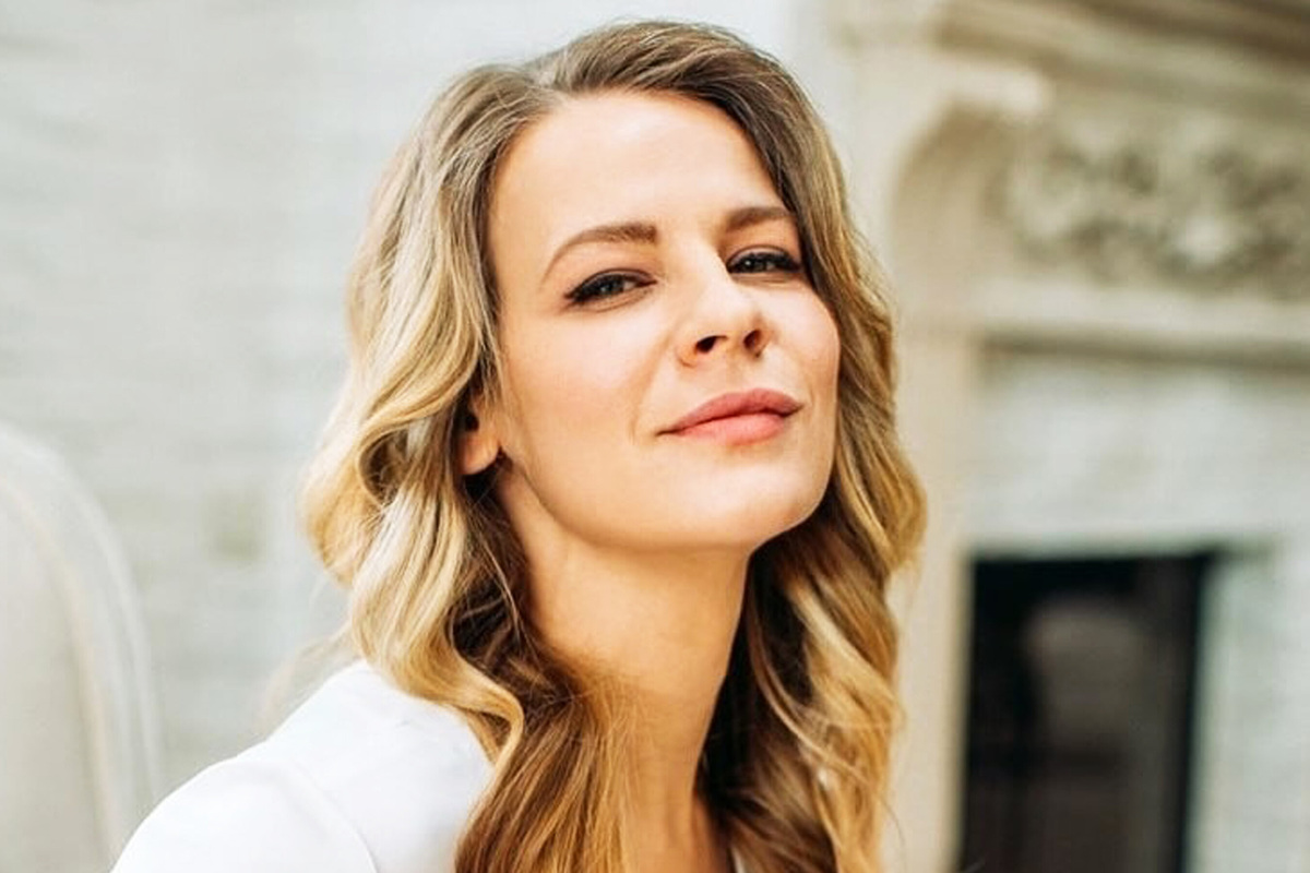     Суд взыскал со звезды сериала «Содержанки» Александры Ребенок более 150 тысяч рублей за поврежденный в ДТП автомобиль