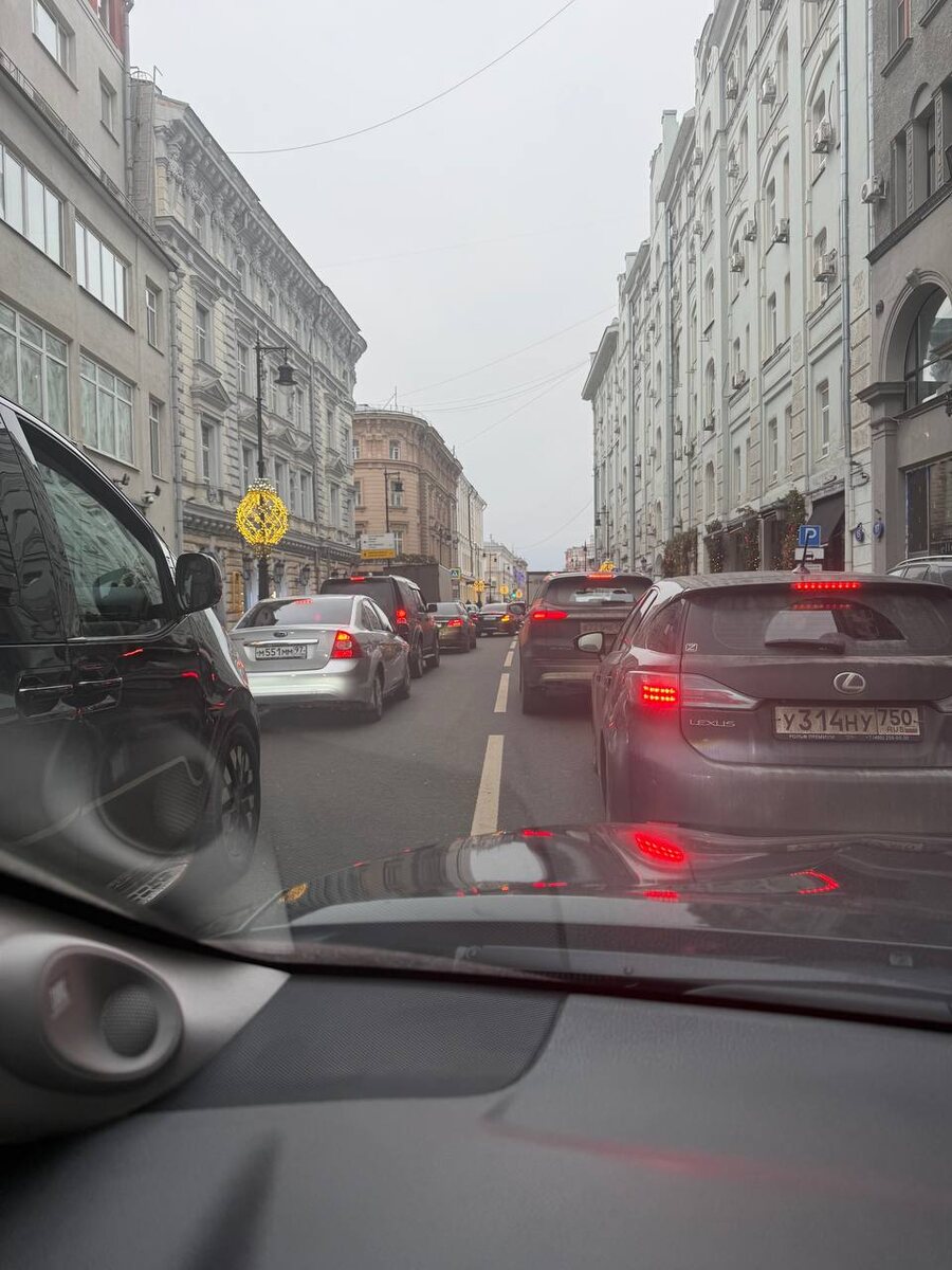 фото водителя ТрансЛюкс