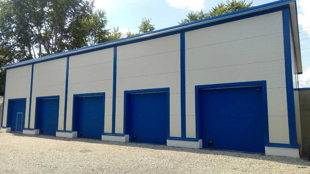 БЫСТРОВОЗВОДИМАЯ АВТОМОЙКА 12 Х 25 Х 6 В Г. УЗЛОВАЯ, РОССИЯ