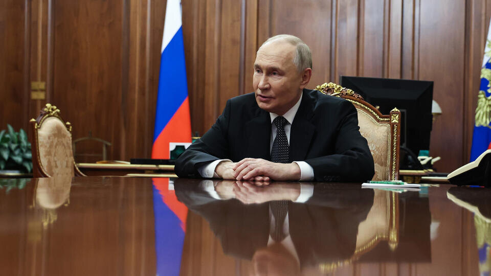     Путин подчеркнул важность соблюдения в полном объеме прав российских граждан РИА Новости/Михаил Метцель