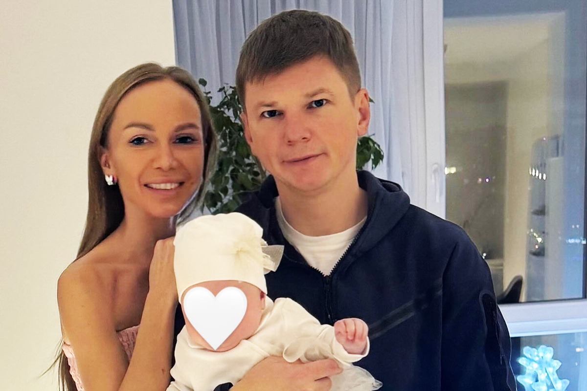     «Это любовь»: Анна Петрушина сняла Андрея Аршавина с годовалой дочерью
