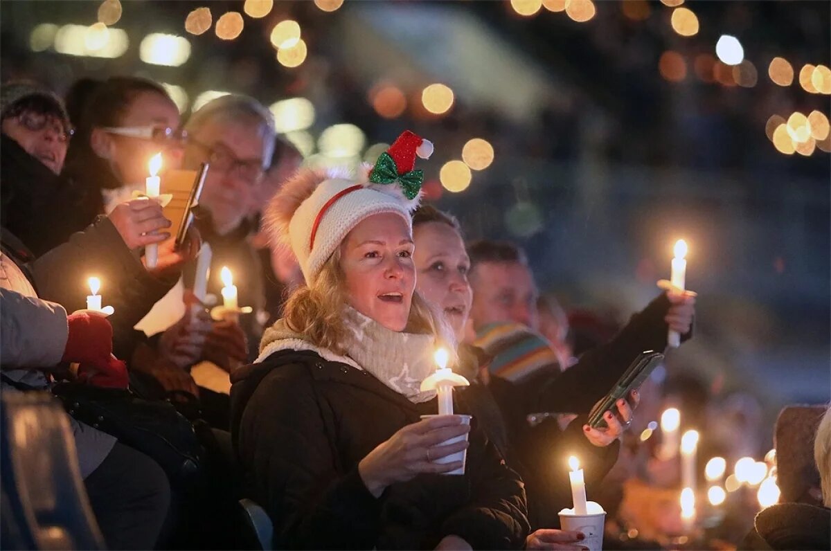    Чем может оскорбить песня про звенящие колокольчики?
