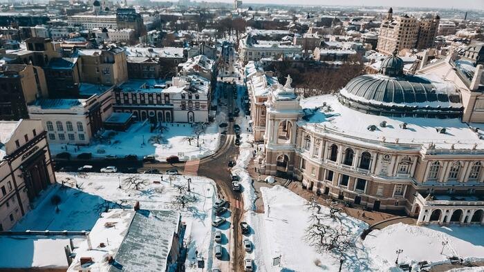 Обложка © Shutterstock / FOTODOM / Hrecheniuk Oleksii