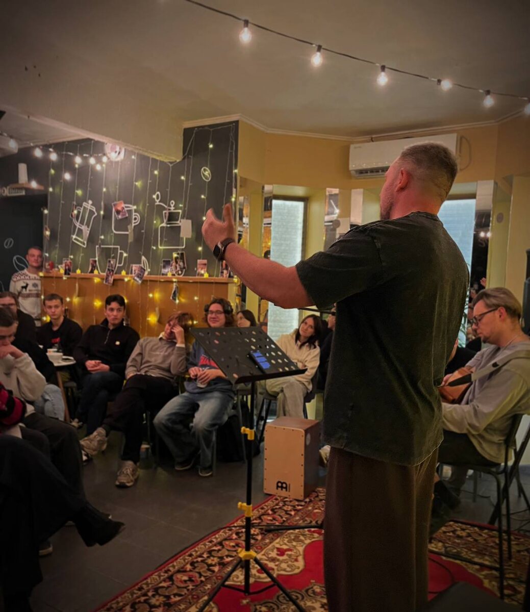 На фото: Дмитрий Кирсанов