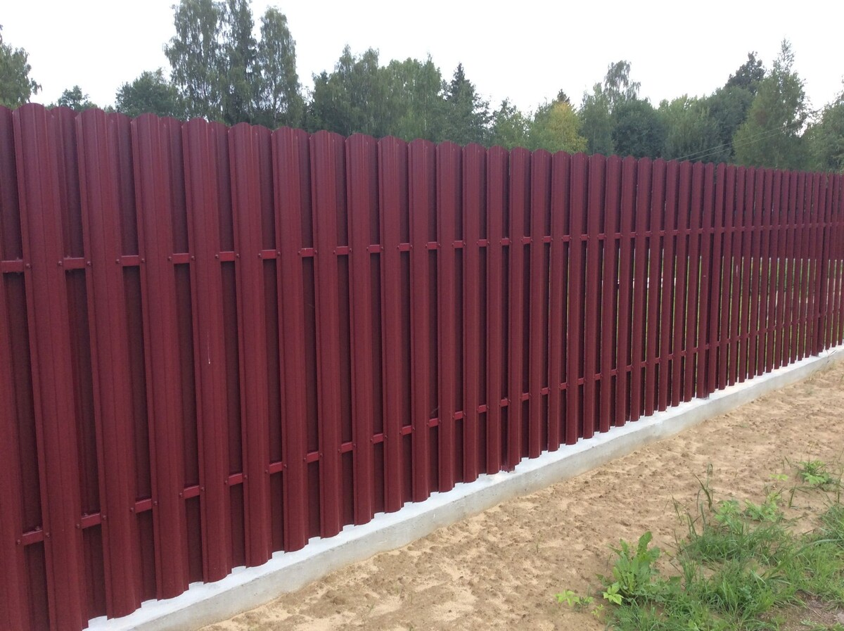 Забор-Фактор, Забор из евроштакетника на ленточном фундаменте