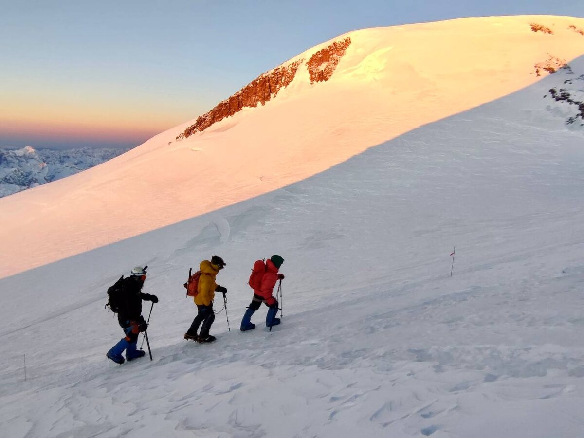 Восхождение на Эльбрус вместе с Elbrus Expert