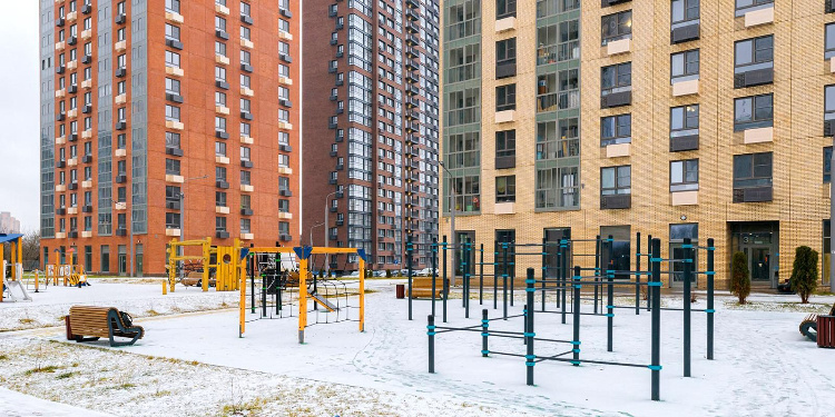 В девяти районах ЗАО расселили более 130 домов по программе реновации