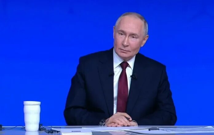    Кадр прямой трансляции с пресс-конференции