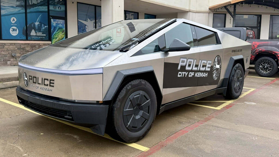 Tesla Cybertruck.📷Фото: Kemah Police Department