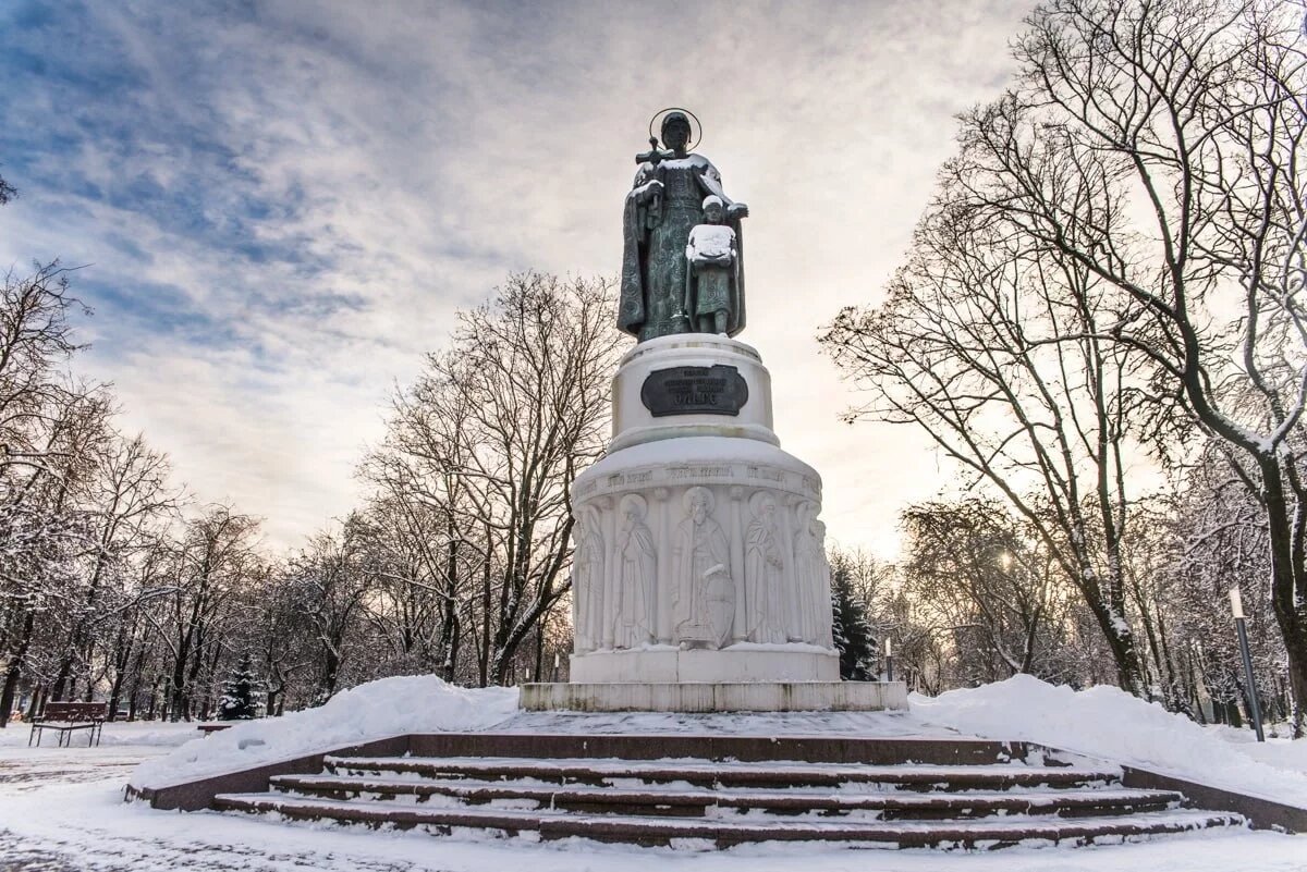    Комплексный ремонт ждет памятник княгине Ольге в Пскове