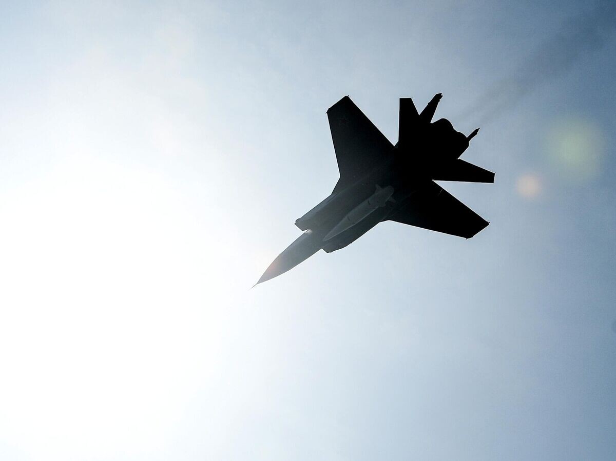    Многоцелевой истребитель МиГ-31 с гиперзвуковой ракетой "Кинжал" | © РИА Новости / Григорий Сысоев