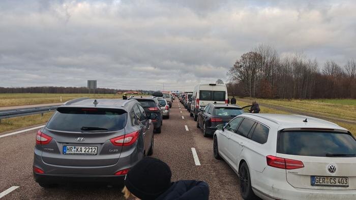 Пробки на въезд в Россию со стороны Польши на КПП «Гжехотки». Обложка © SHOT