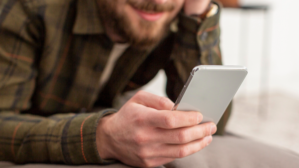    "Короткие поздравления с Новым 2026 годом для СМС. Фото: freepik.com"