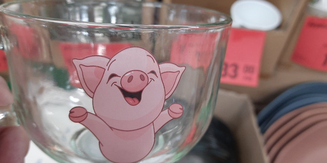 Фикс прайс перед новогодними праздниками: сладости, посуда, все для уборки