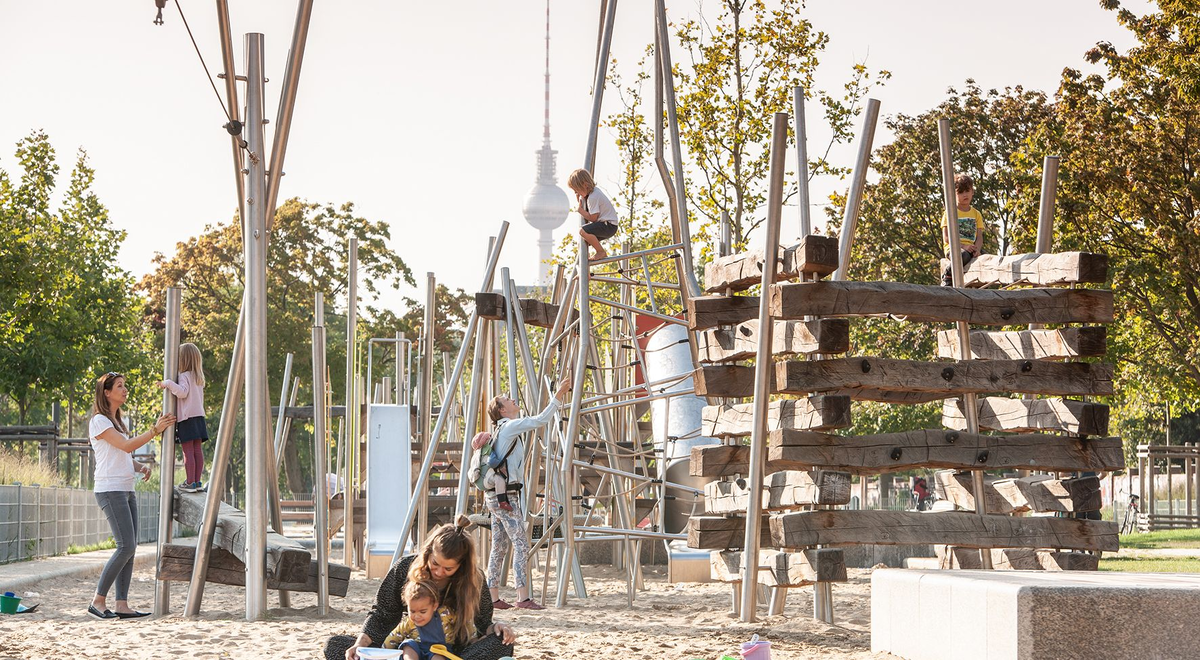 Площадки в Берлине (Prinzessinnengarten, Mauerpark)