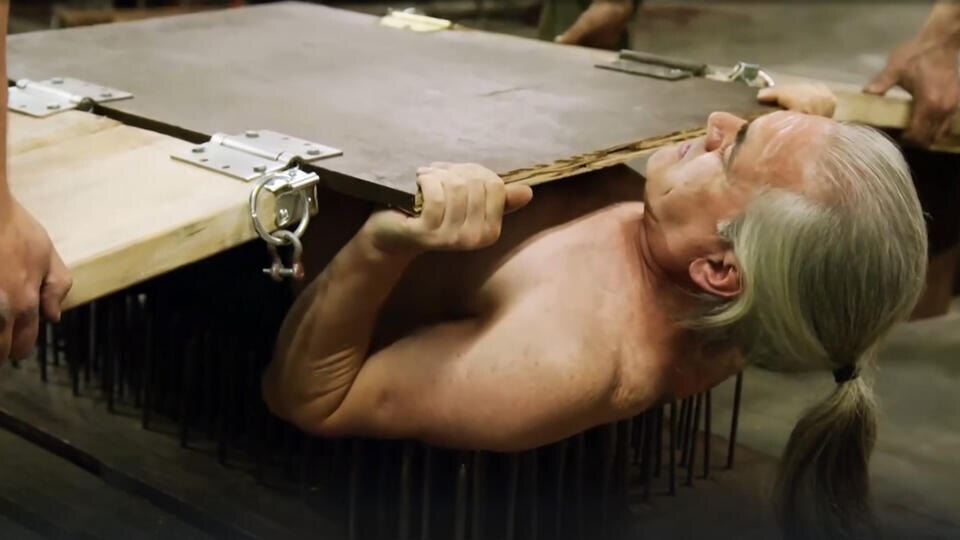 ФОТО: Кадр из программы "Невероятно интересные истории", РЕН ТВ