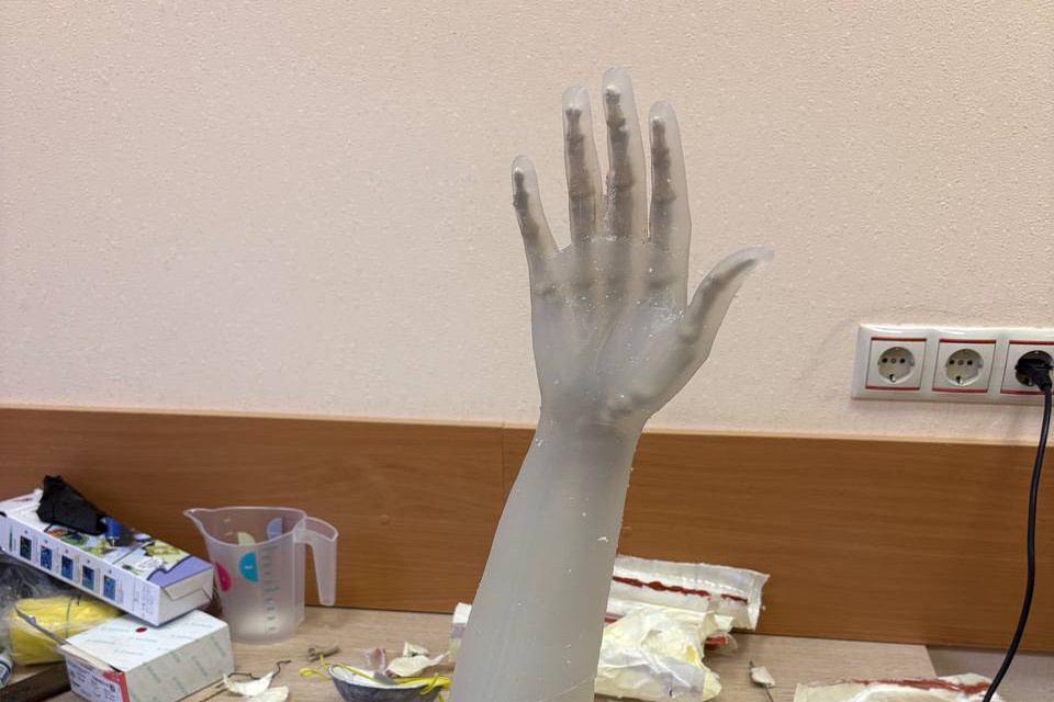    Фото: https://hstm.spbstu.ru/news/ot_idei_do_pobedy_kak_studenty_vshtmimf_sozdali_maneken_dlya_roskosmosa/