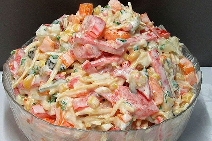 1. Салат Мексиканский взрыв.