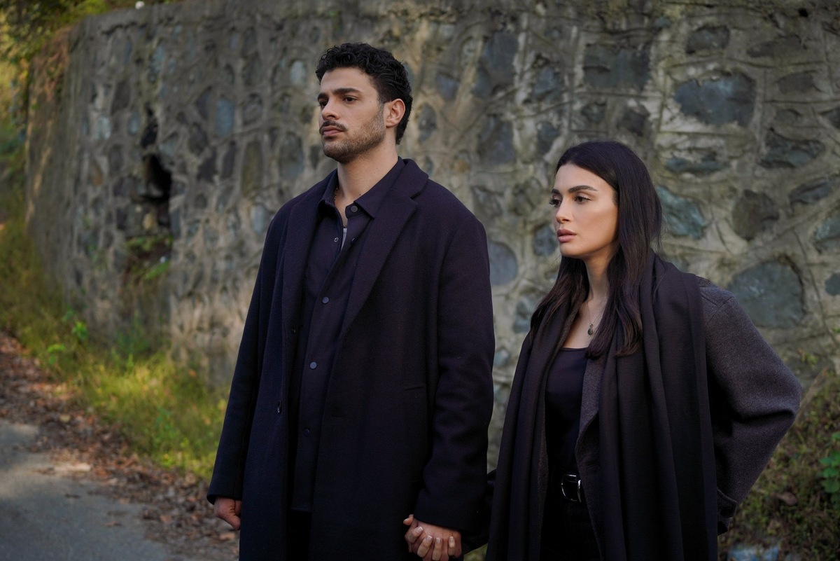 кадр из сериала "Глаза Черного моря"