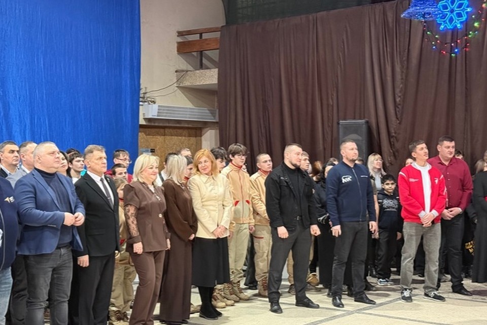    В Алчевске состоялось торжественное открытие молодёжного центра «ПРОдвижение» Валерия РАЗИНА