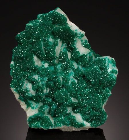 Намибия месторождение Цумеб, минерал малахит