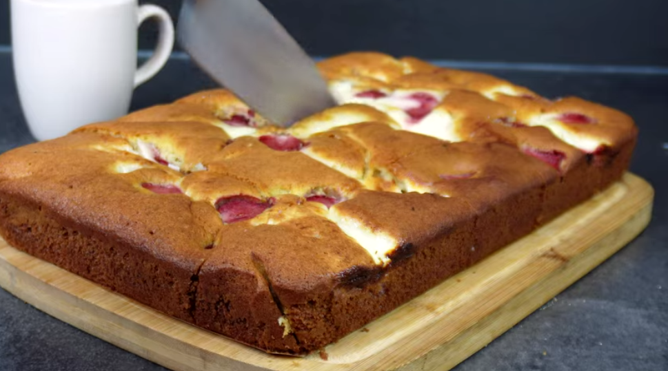 Муж сказал, что это ЛУЧШИЙ ПИРОГ к чаю. Пеку его круглый год и со свежими, и с замороженными ягодами...