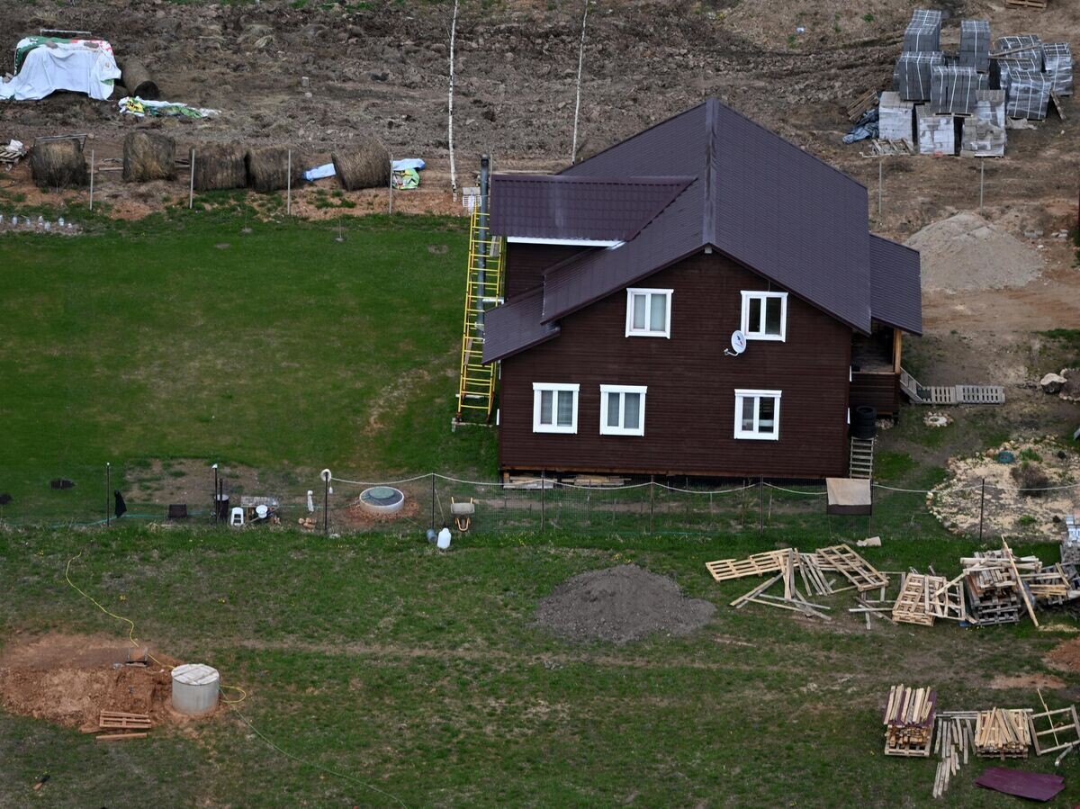    Строящийся дом | © РИА Новости / Павел Бедняков