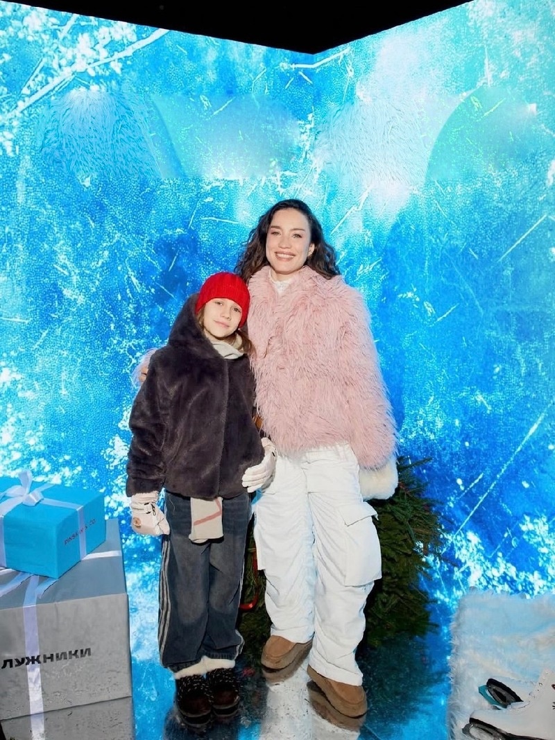     Виктория Дайнеко с дочерью