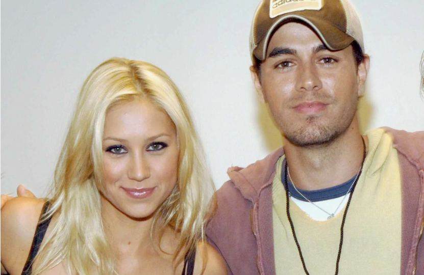 44-летняя Анна Курникова родила четвертого ребенка от Энрике Иглесиаса