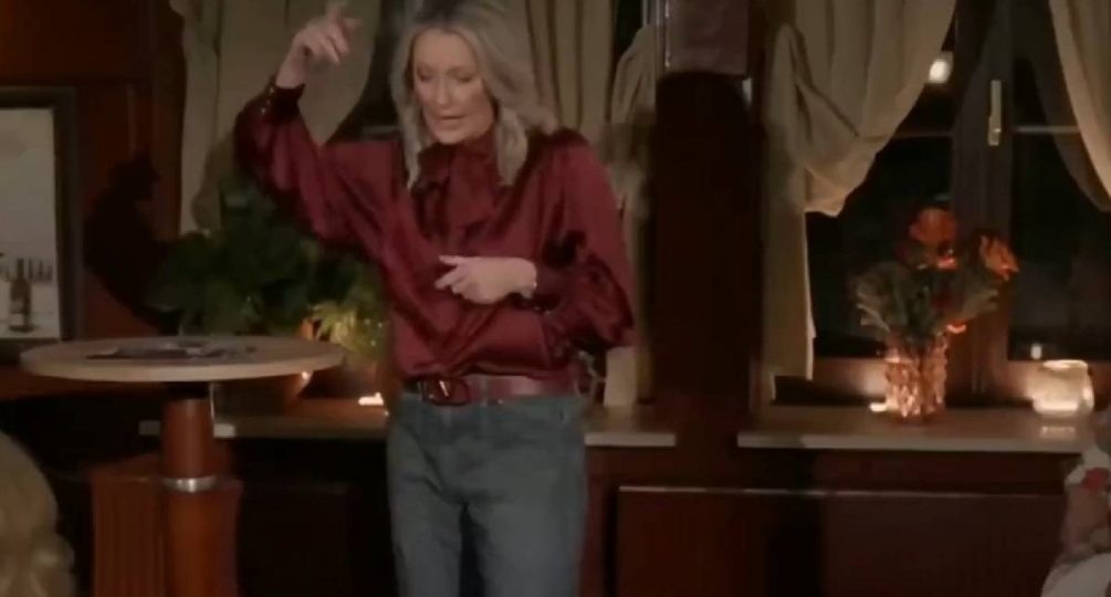 «Встречаются в Берлине русский солдат и европейский военный с синим пучком, палестинским платком и непереносимостью лактозы»: комик из Германии высмеяла планы ЕС 