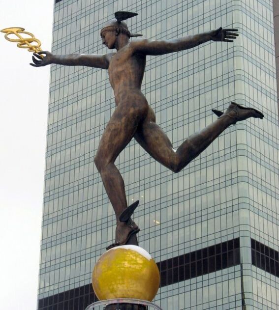 Бог Меркурий в Москве