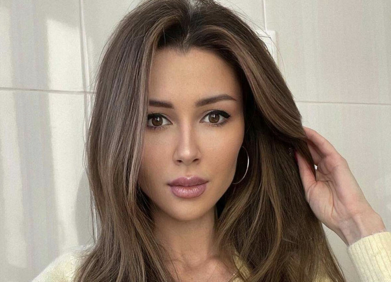     Анна Заворотнюк