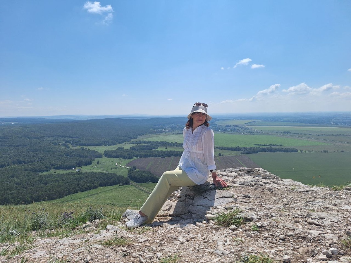 Когда вы найдете и признаете свои ошибки, совершите работу над ними, вам сразу расхочется видеть ошибки других. Потому что они станут уже НЕ вашими. НЕ ошибается тот, кто ничего НЕ делает. 